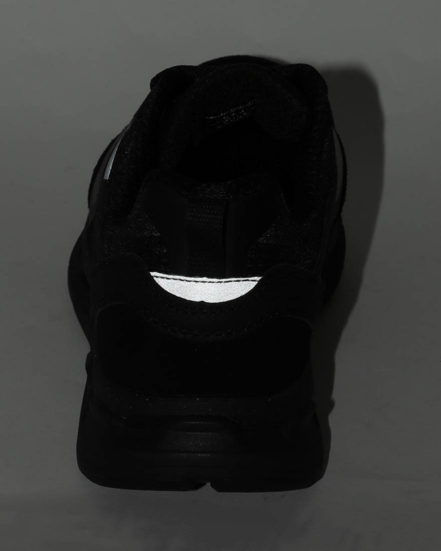 MOISTHROUGH360全天候型 レザースニーカー【VENTIRIS LT】09l