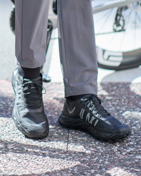 NNormal軽量トレイラルランニングシューズ【Kjerag Brut】03l