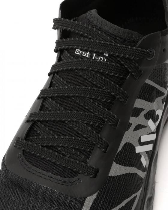 NNormal軽量トレイラルランニングシューズ【Kjerag Brut】10l