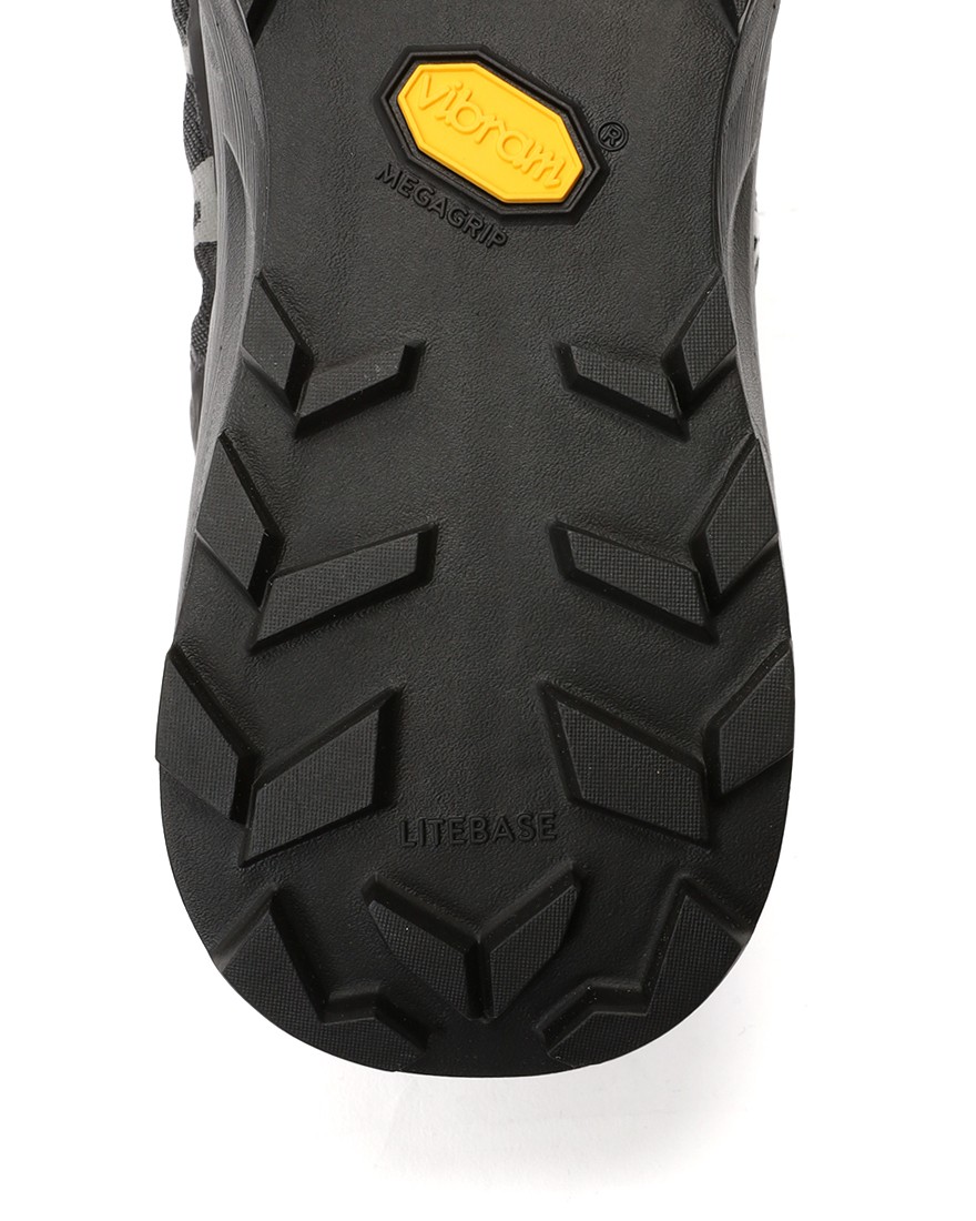 NNormal軽量トレイラルランニングシューズ【Kjerag Brut】15l