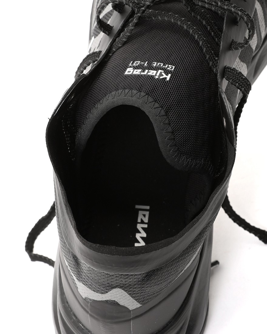 NNormal軽量トレイラルランニングシューズ【Kjerag Brut】21l