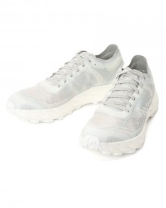 軽量トレイラルランニングシューズ【Kjerag Brut】