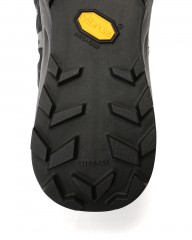 NNormal軽量トレイラルランニングシューズ【Kjerag Brut】mb_15l