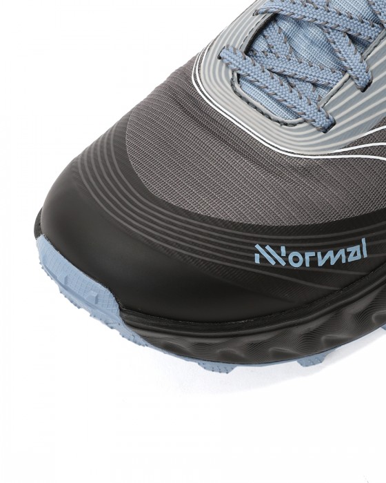 NNormal防水トレイルランニングシューズ【Tomir 02 Gore-Tex】09l