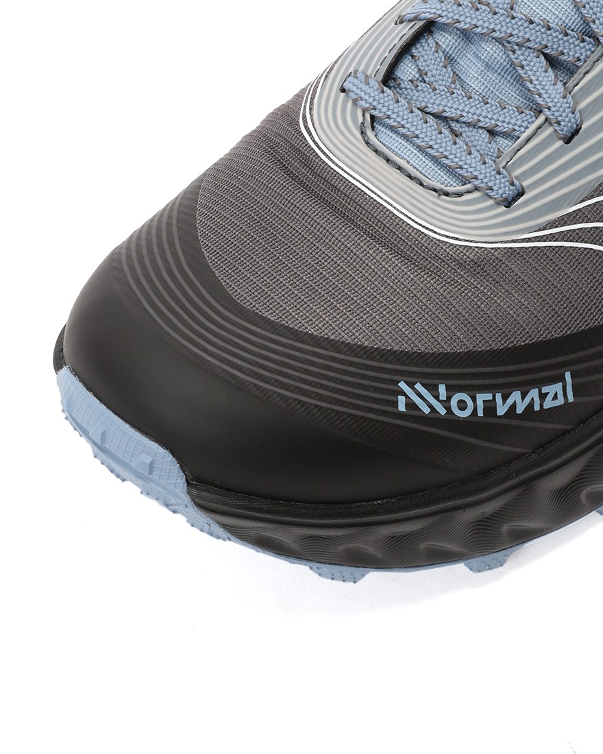 NNormal防水トレイルランニングシューズ【Tomir 02 Gore-Tex】09l