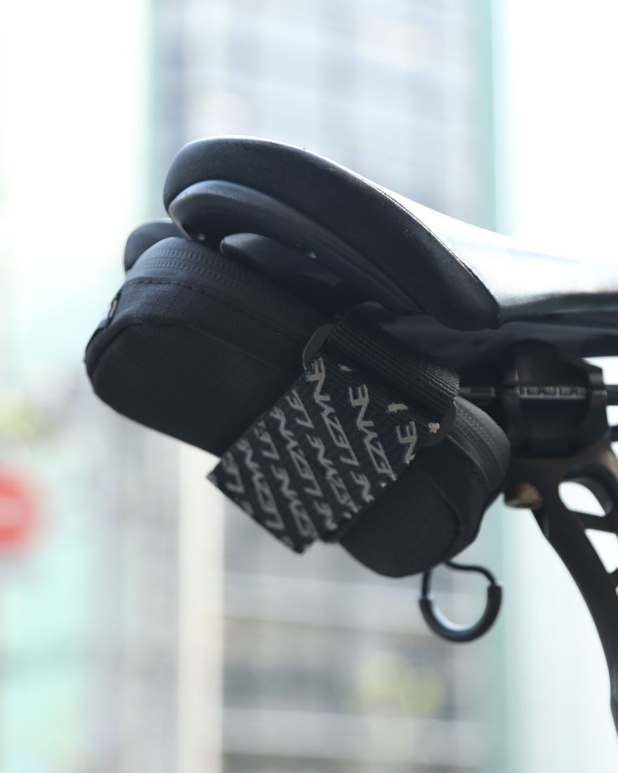 LEZYNEサドルバッグ 【ROAD CADDY】14l