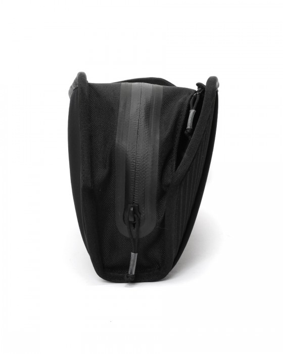 FIDLOCKフレームバッグ + マウントベース【TWIST ESSENTIAL BAG L + BIKE BASE】07l