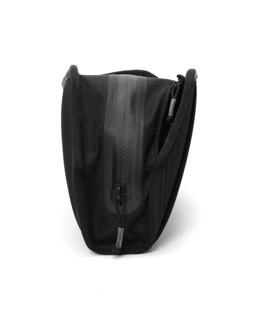 FIDLOCKフレームバッグ + マウントベース【TWIST ESSENTIAL BAG L + BIKE BASE】07l