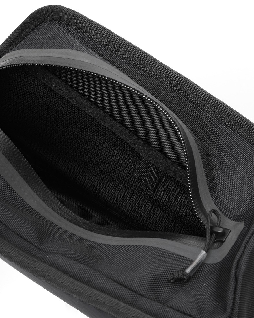 FIDLOCKフレームバッグ + マウントベース【TWIST ESSENTIAL BAG L + BIKE BASE】15l