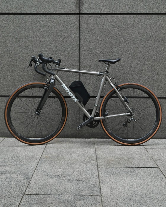 FIDLOCKフレームバッグ + マウントベース【TWIST ESSENTIAL BAG L + BIKE BASE】21l