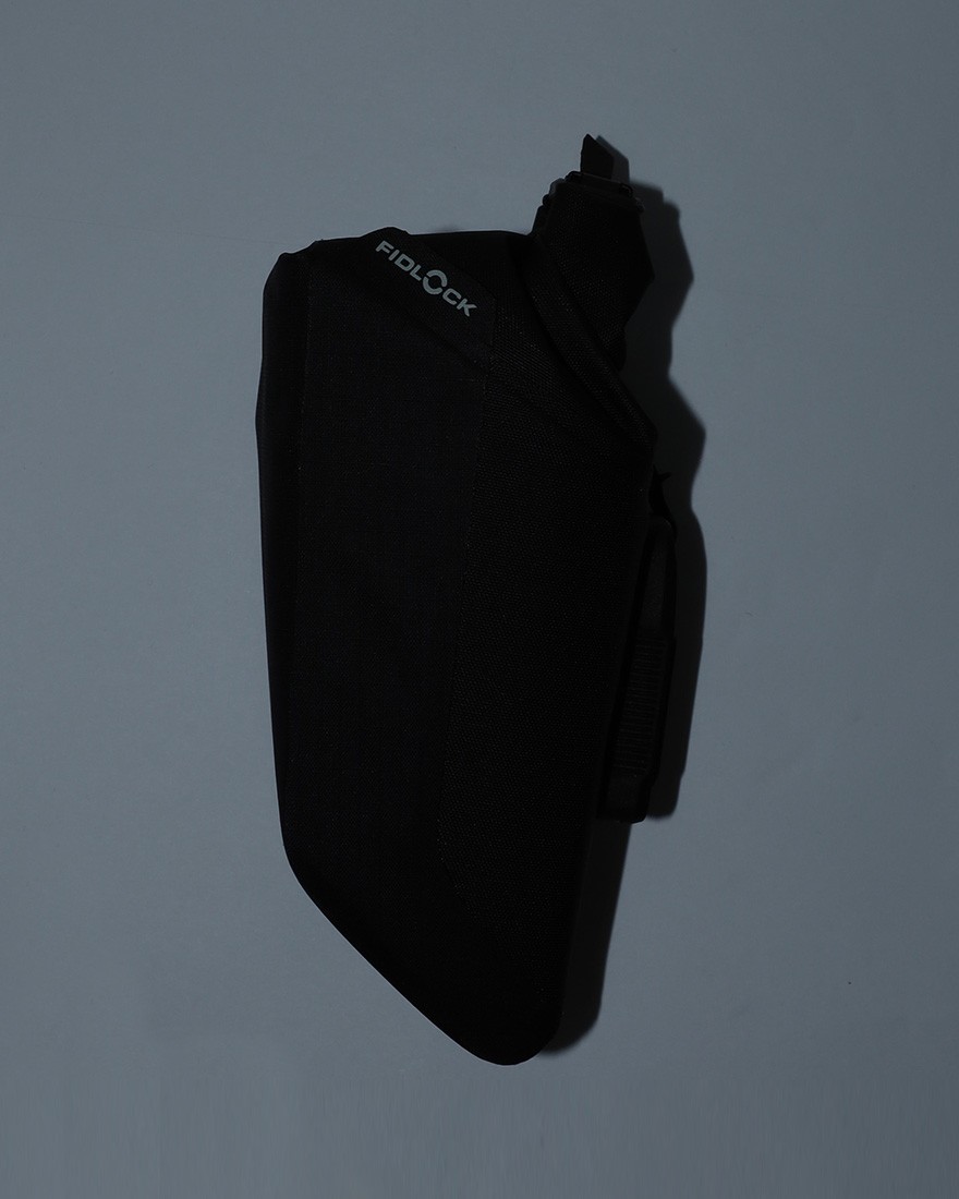 FIDLOCKサドルバッグ【PINCLIP SADDLE BAG M + SADDLE BASE】10l