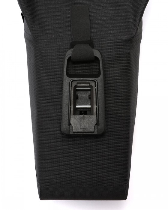 FIDLOCKサドルバッグ【PINCLIP SADDLE BAG M + SADDLE BASE】15l