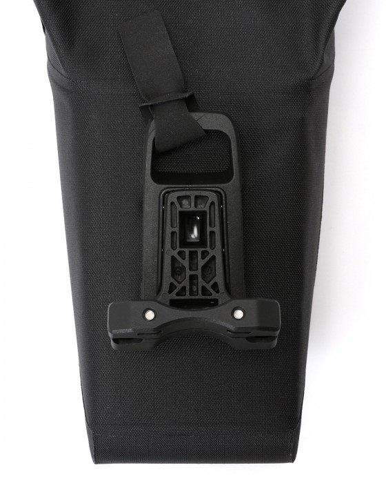 FIDLOCKサドルバッグ【PINCLIP SADDLE BAG M + SADDLE BASE】16l
