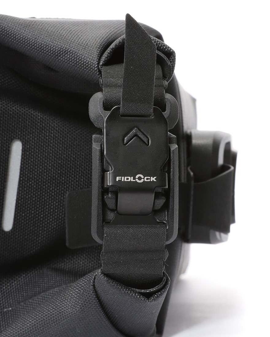 FIDLOCKサドルバッグ【PINCLIP SADDLE BAG S + SADDLE BASE】12l