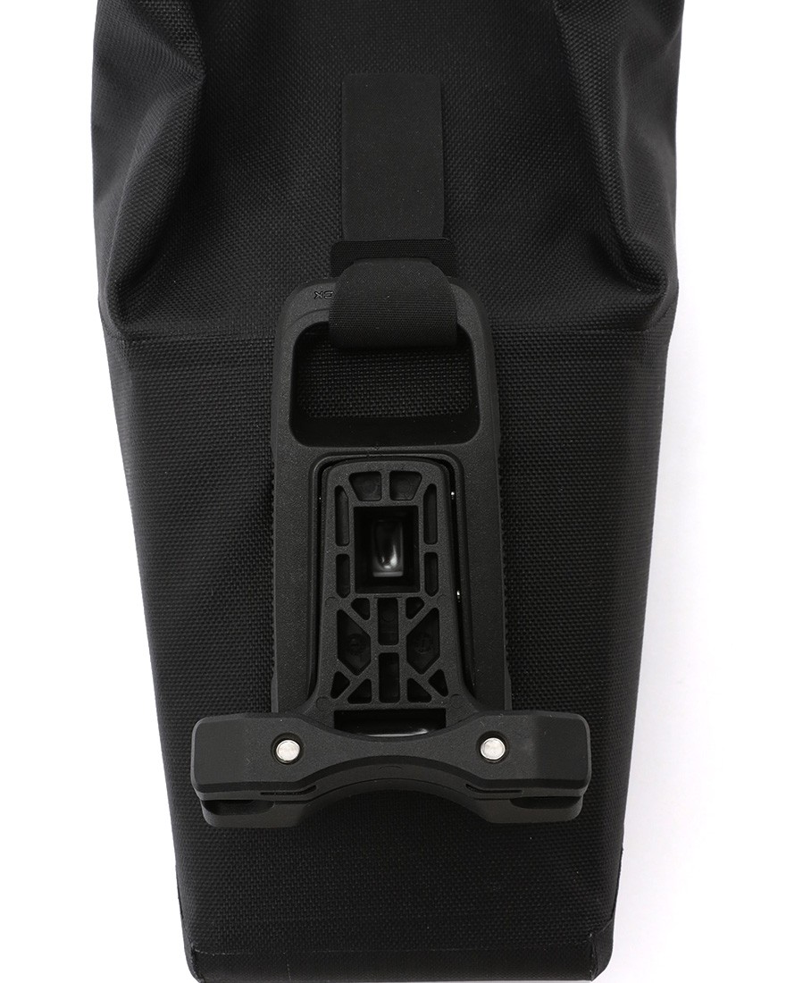 FIDLOCKサドルバッグ【PINCLIP SADDLE BAG S + SADDLE BASE】16l