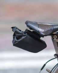 FIDLOCKサドルバッグ【PINCLIP SADDLE BAG S + SADDLE BASE】mb_02l