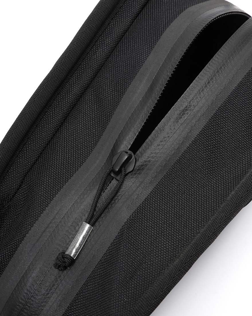 FIDLOCKフレームバッグ + マウントベース【TWIST ESSENTIAL BAG M + BIKE BASE】14l