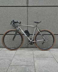 FIDLOCKフレームバッグ + マウントベース【TWIST ESSENTIAL BAG M + BIKE BASE】mb_24l