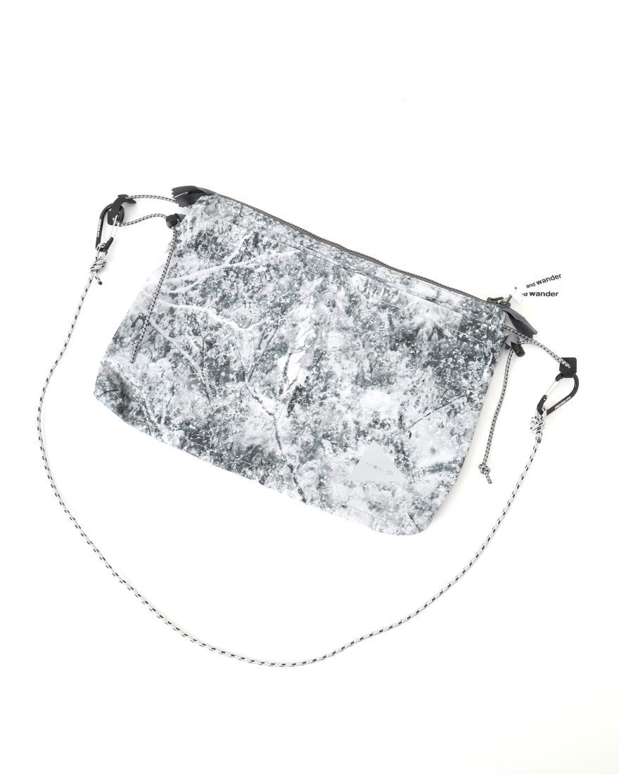 ホワイトフォレスト サコッシュ White Forest Printed Sacoche And Wander アンドワンダー Tokyolife