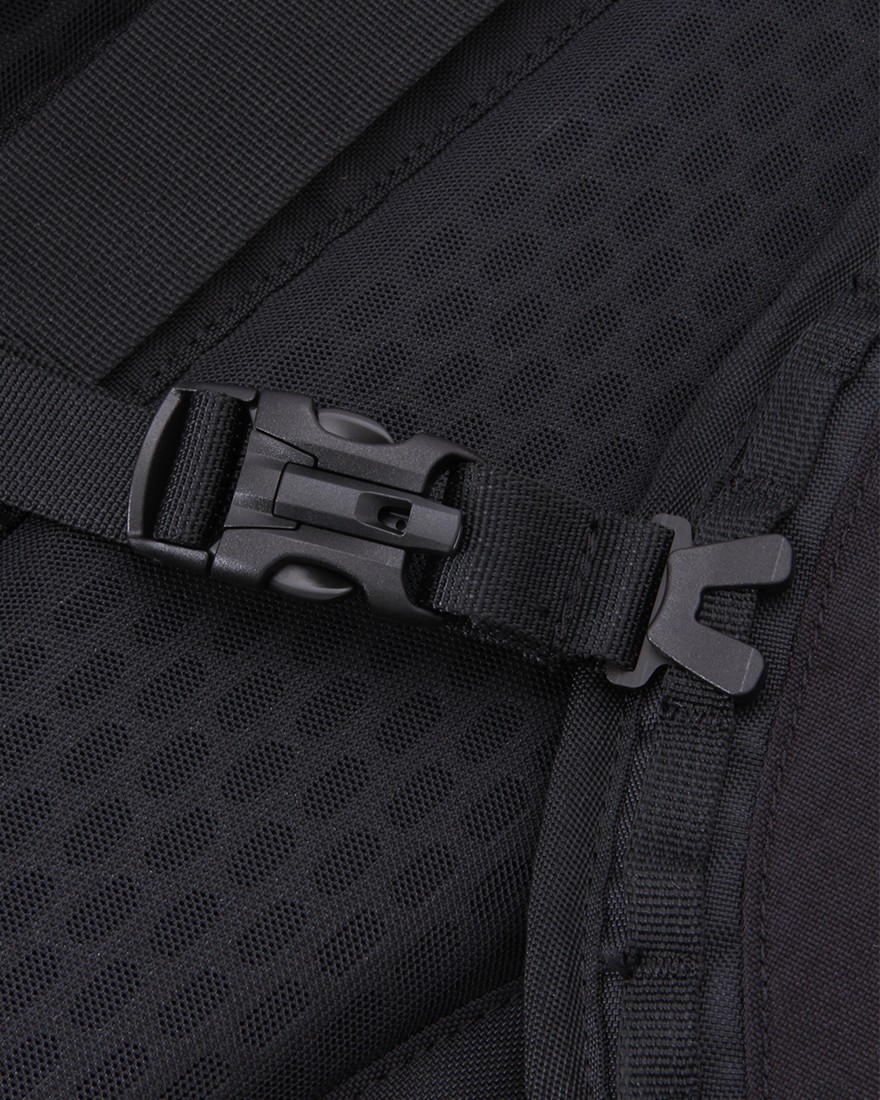 CODE OF BELL多機能バックパック【X-TYPE】27l
