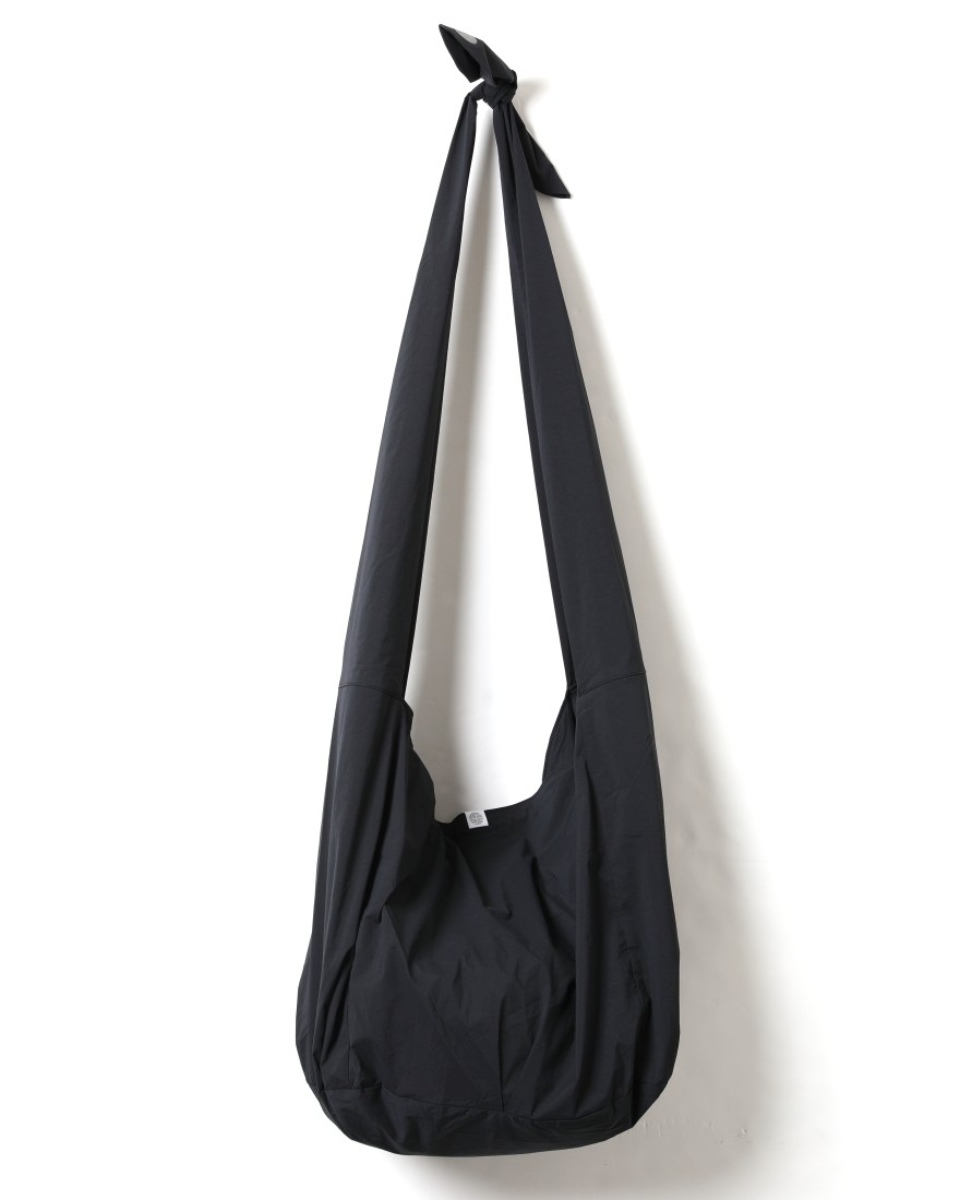 軽量撥水ストレッチナイロン風呂敷ライクショルダーバッグ Neo Furoshiki Karu Stretch Alk Phenix アルクフェニックス Tokyolife