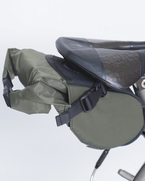 FAIRWEATHERサドルバッグ【seat bag mini x-pac 0.9-1.5L】16l