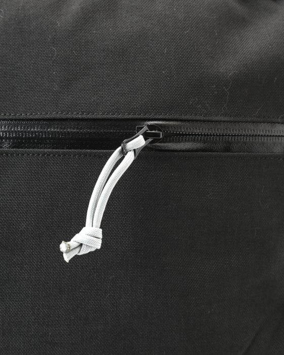 INSIDE LINE EQUIPMENT/ILEスクウェアバックパック【Radius/Cordura】06l