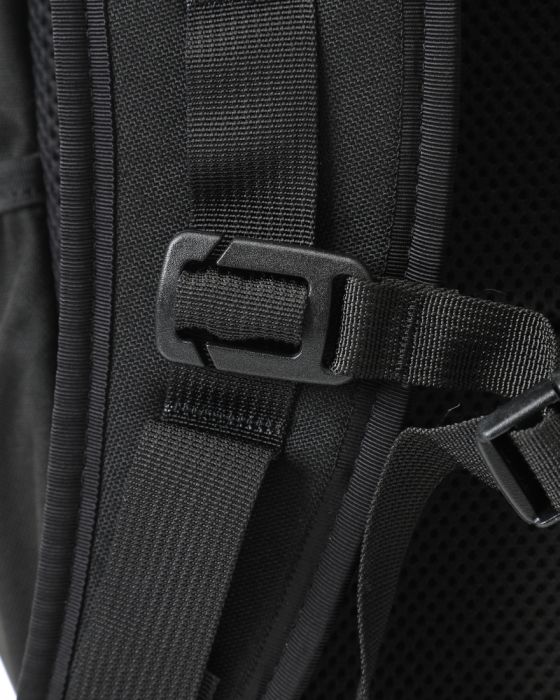 INSIDE LINE EQUIPMENT/ILEスクウェアバックパック【Radius/Cordura】11l