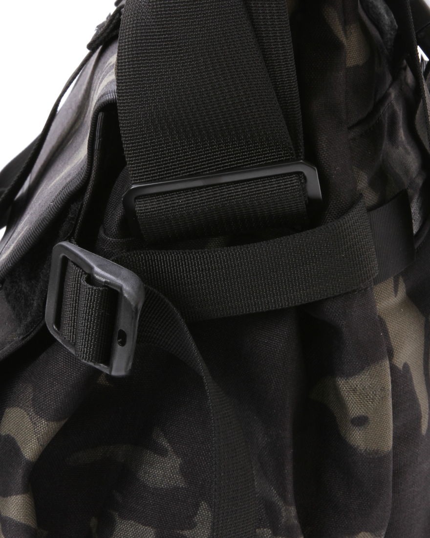 INSIDE LINE EQUIPMENT/ILEロールトップダッフルバッグ【Roll Top Duffle/Multicam】11l