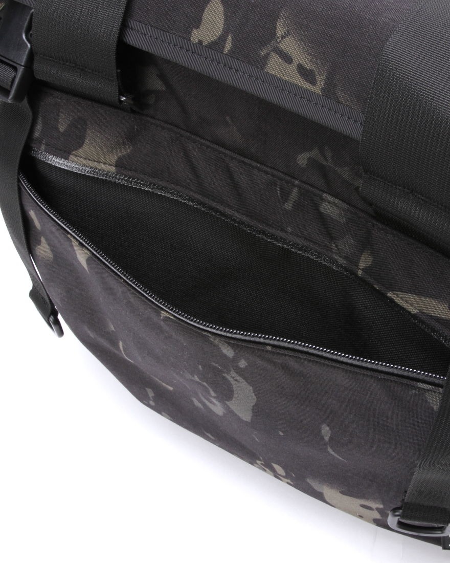 INSIDE LINE EQUIPMENT/ILEロールトップダッフルバッグ【Roll Top Duffle/Multicam】14l