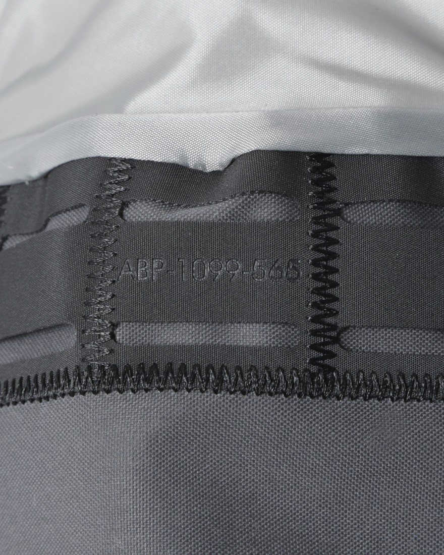 APIDURAフードポーチ【BACKCOUNTRY FOOD POUCH 0.8L】17l