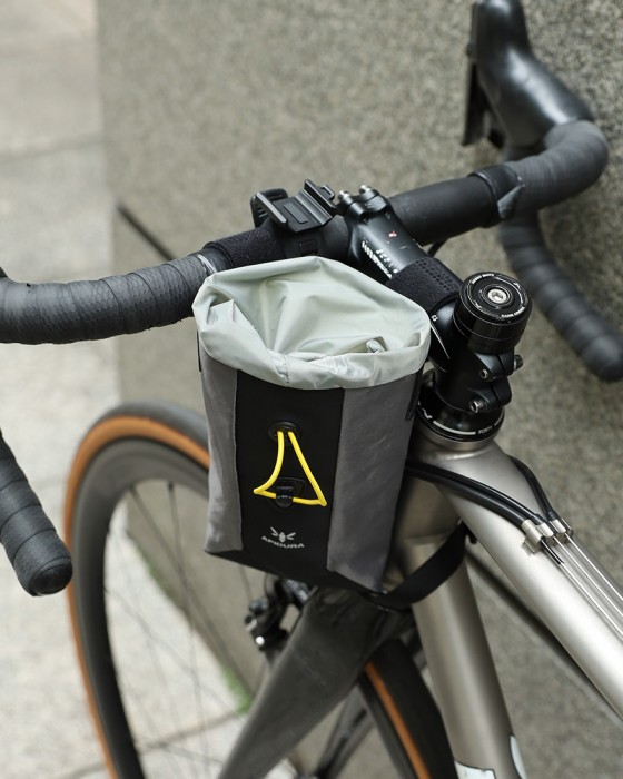 APIDURAフードポーチ【BACKCOUNTRY FOOD POUCH 1.2L】02l