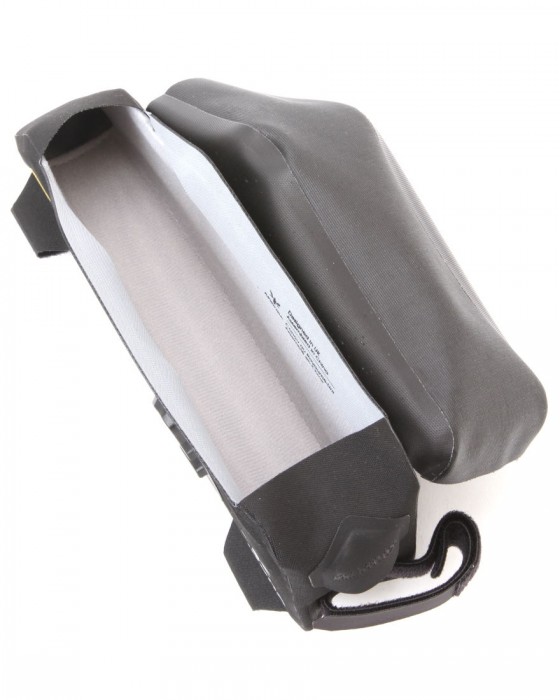 APIDURAトップチューブバッグ 1L【RACING TOP TUBE PACK 1L】11l