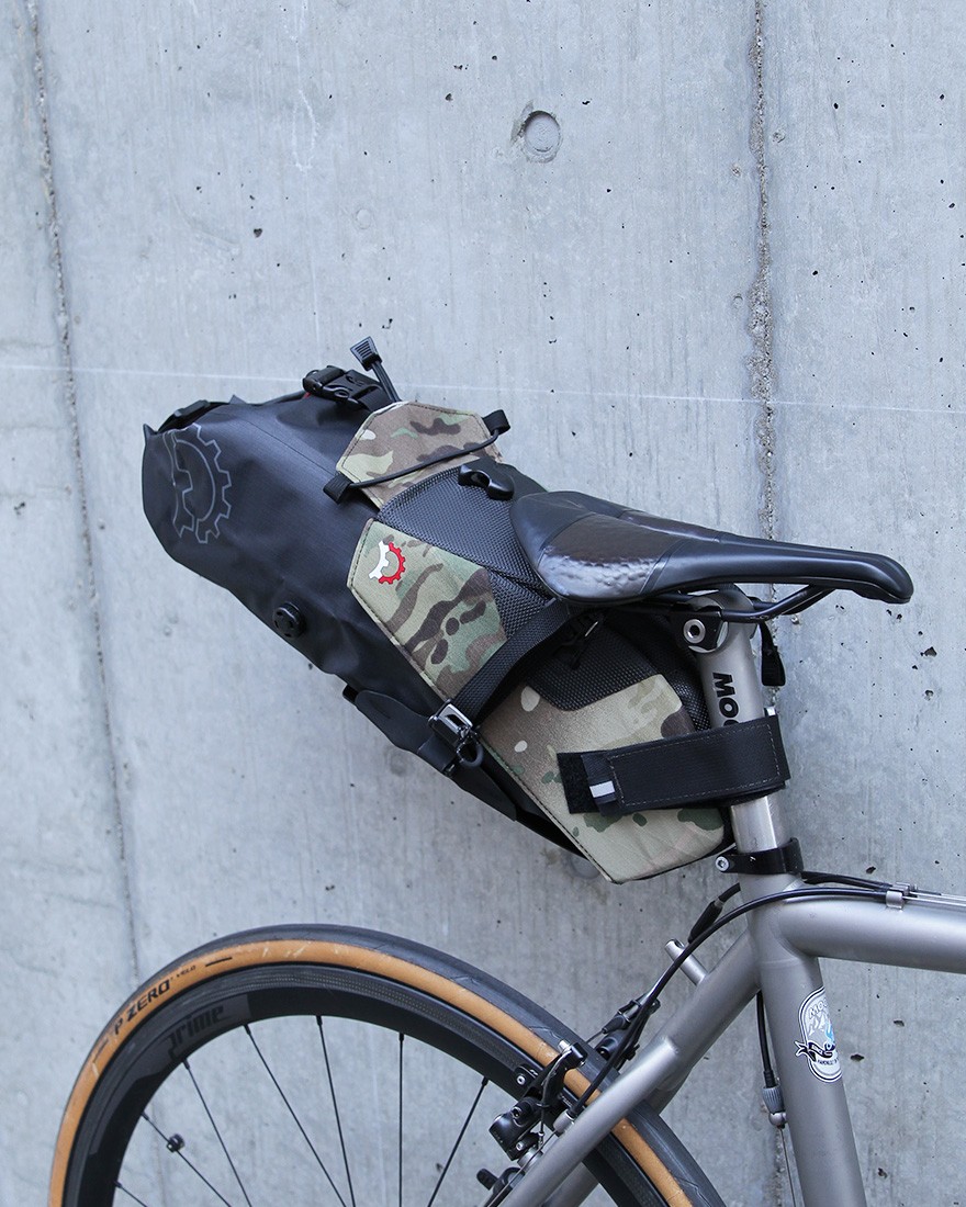 REVELATE DESIGNSサドルバッグ【Terrapin 8L】24l