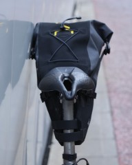 APIDURAサドルバッグ 10L【BACKCOUNTRY SADDLE PACK 10L】mb_23l
