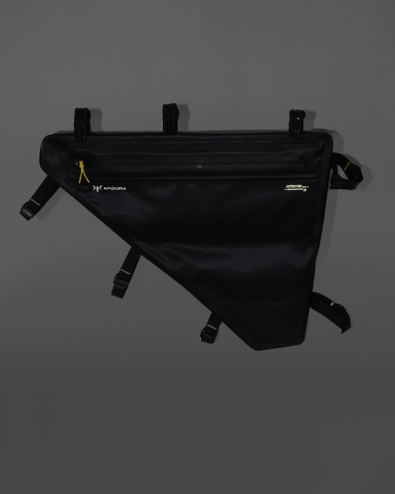 APIDURAフルフレームバッグ【NEW EXPEDITION FULL FRAME PACK/8L】05l