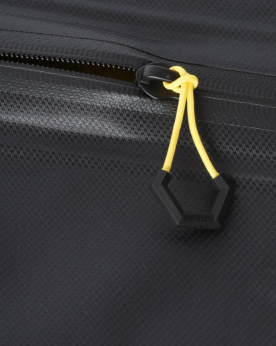 APIDURAフルフレームバッグ【NEW EXPEDITION FULL FRAME PACK/8L】17l