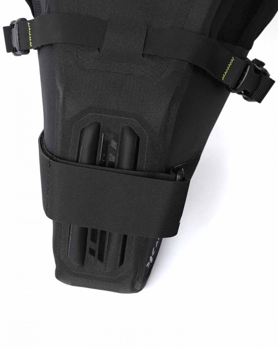 APIDURAサドルバッグ【NEW EXPEDITION SADDLE PACK/9L】11l