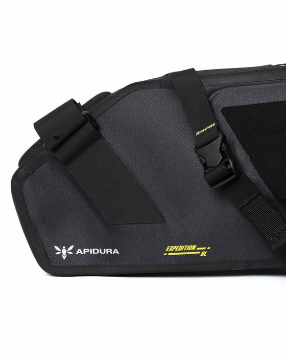 APIDURAサドルバッグ【NEW EXPEDITION SADDLE PACK/9L】15l