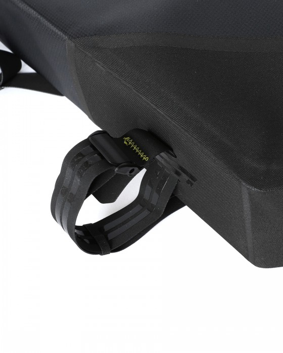 APIDURAフルフレームバッグ【NEW EXPEDITION FULL FRAME PACK/6.8L】16l