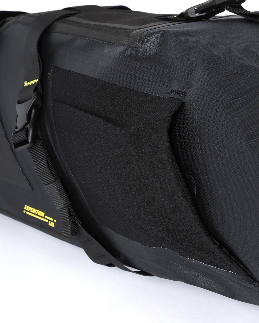 APIDURAサドルバッグ【NEW EXPEDITION SADDLE PACK/16L】18l