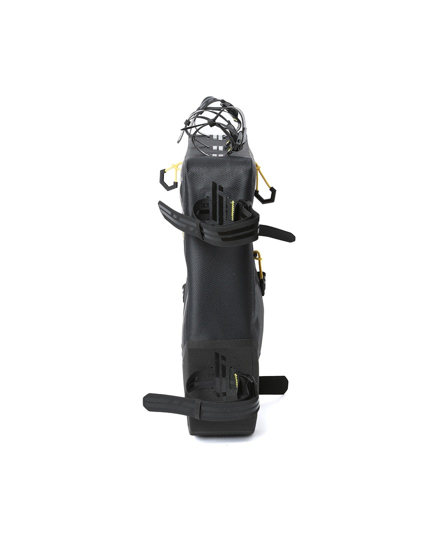 APIDURAフルフレームバッグ【NEW EXPEDITION FULL FRAME PACK/4.6L】08l