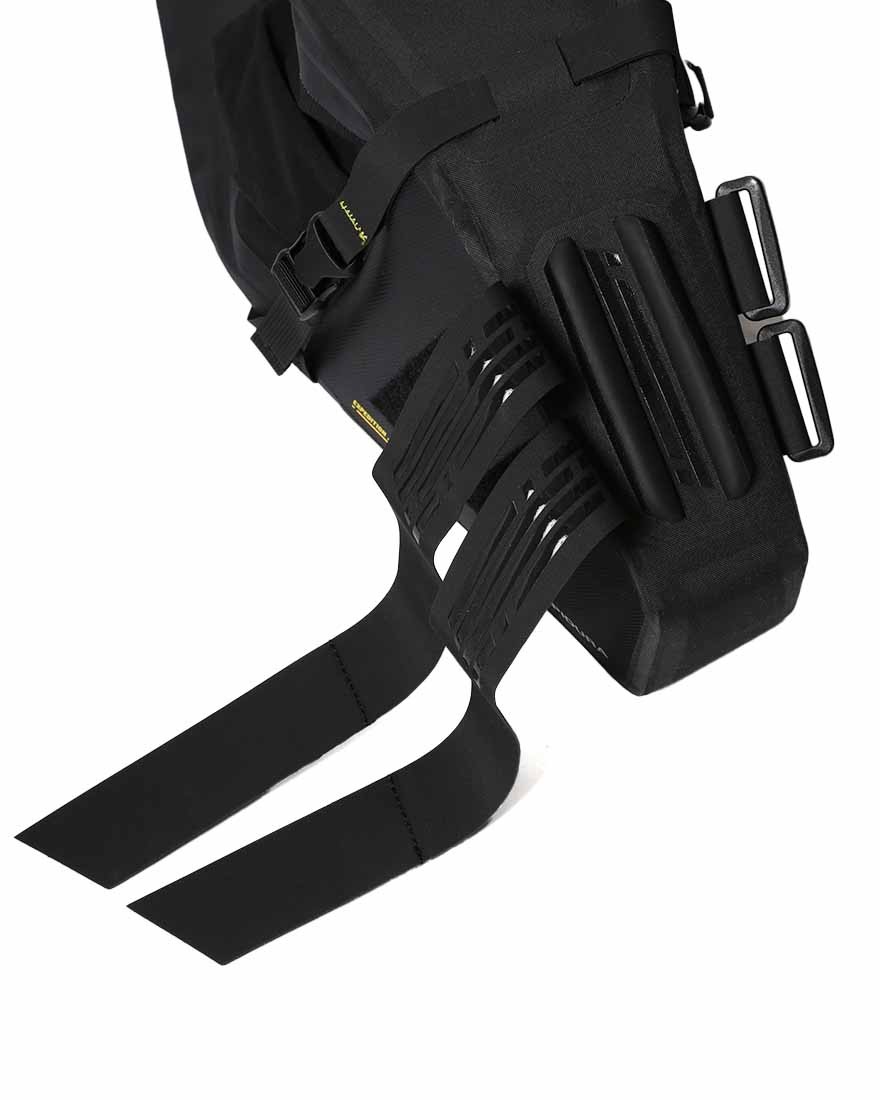 APIDURAサドルバッグ【NEW EXPEDITION SADDLE PACK /13L】14l