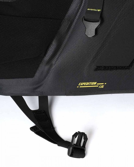 APIDURAサドルバッグ【NEW EXPEDITION SADDLE PACK /13L】24l