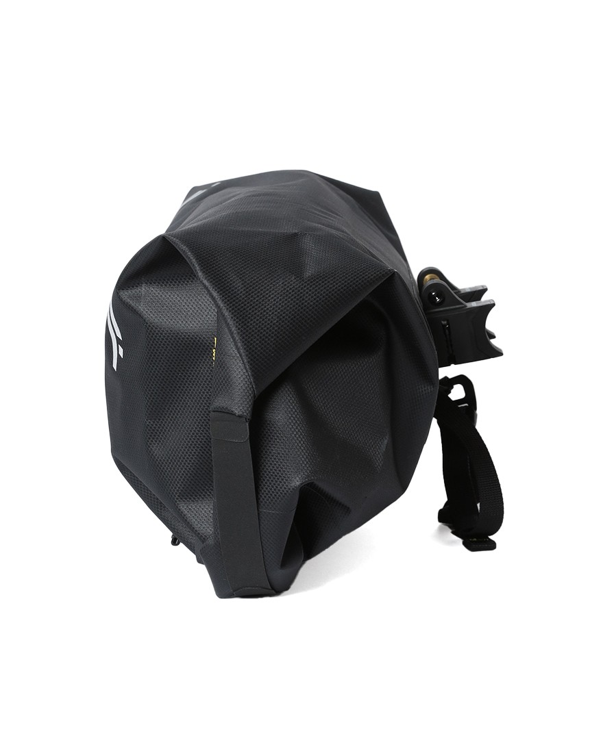 APIDURAハンドルバーバッグ【NEW EXPEDITION HANDLEBAR PACK/14L】06l