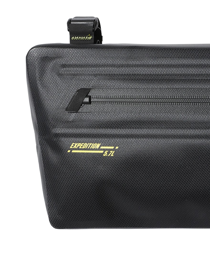 APIDURAフレームバッグ【NEW EXPEDITION FRAME PACK/5.7L】16l