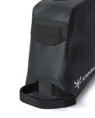 APIDURAボルトオン トップチューブバッグ【NEW EXPEDITION BOLT-ON TOP TUBE PACK/1L】mb_13l