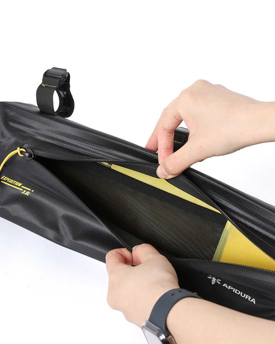 APIDURAフレームバッグ【NEW EXPEDITION FRAME PACK/3.8L】21l