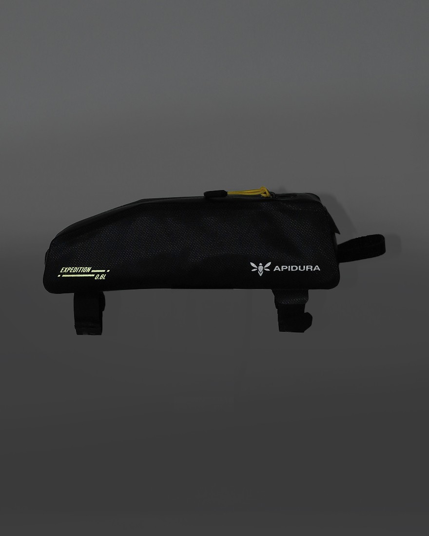 APIDURAトップチューブバッグ【NEW EXPEDITION TOP TUBE PACK/0.6L】05l