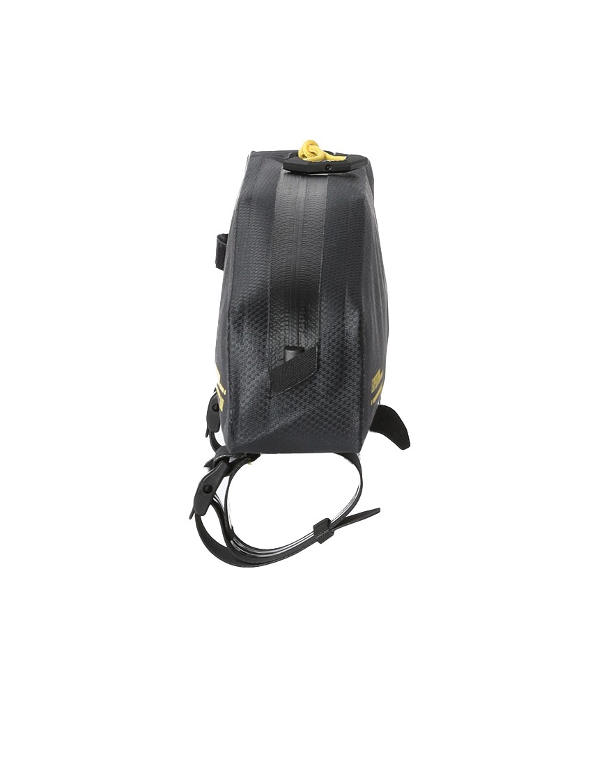 APIDURAトップチューブバッグ【NEW EXPEDITION TOP TUBE PACK/0.6L】08l